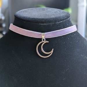 🩷 Moon Choker